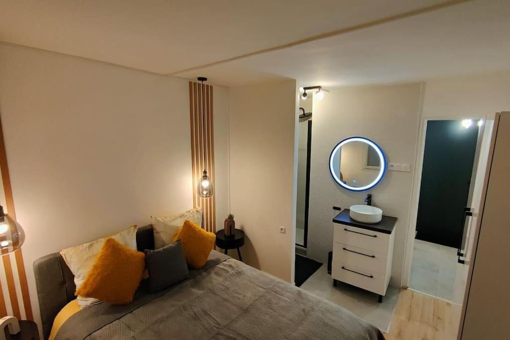 Joli Appartement Au Pied Du Tramway Bezons Luaran gambar